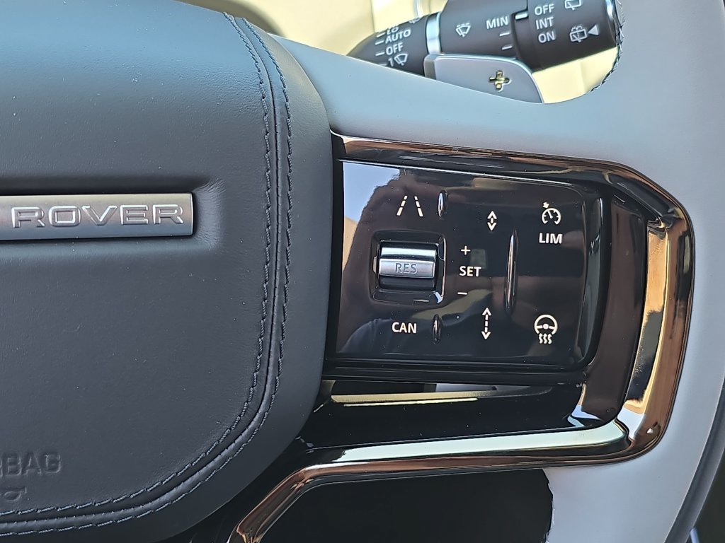 New 2026 Land Rover Range Rover Velar Belgravia AWD/4WD image 18