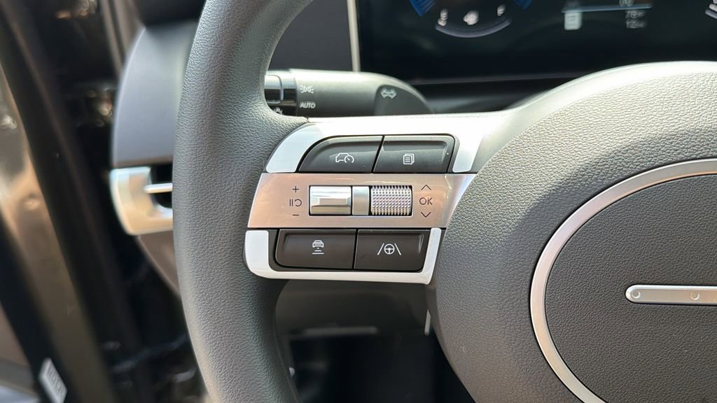 New 2026 Hyundai Tucson SE image 28