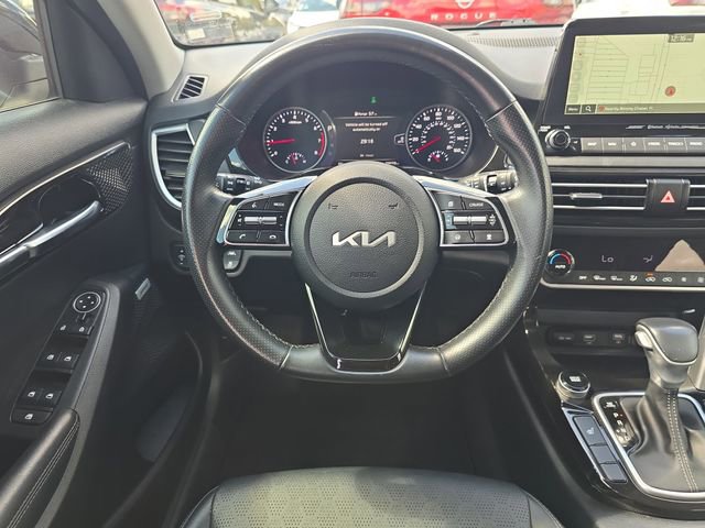Used 2023 Kia Seltos SX image 13