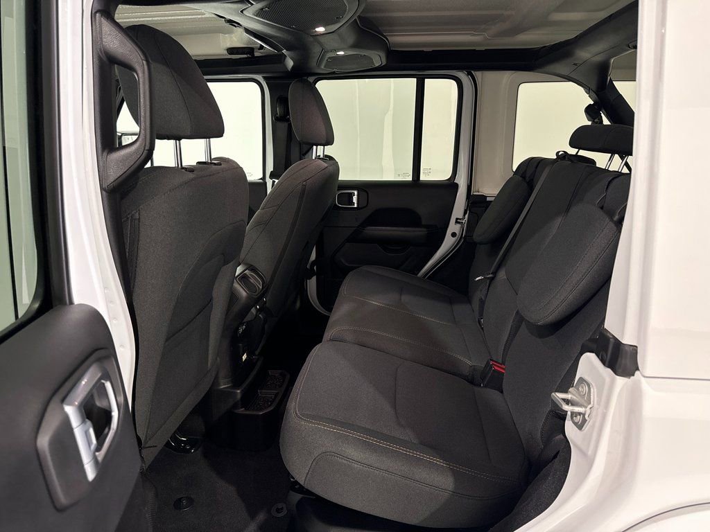 Used 2024 Jeep Wrangler Sahara 4xe image 16