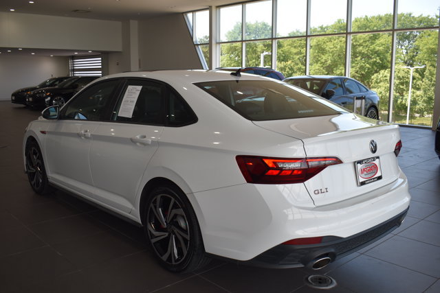 Used 2023 Volkswagen Jetta GLI Autobahn FWD image 5