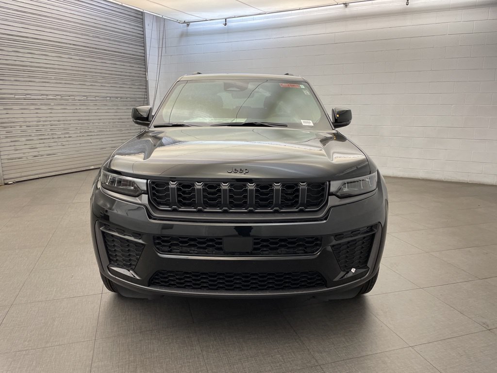 New 2026 Jeep Grand Cherokee Altitude AWD/4WD image 6