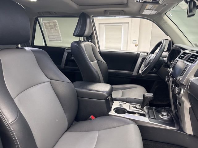 Used 2020 Toyota 4Runner SR5 image 10