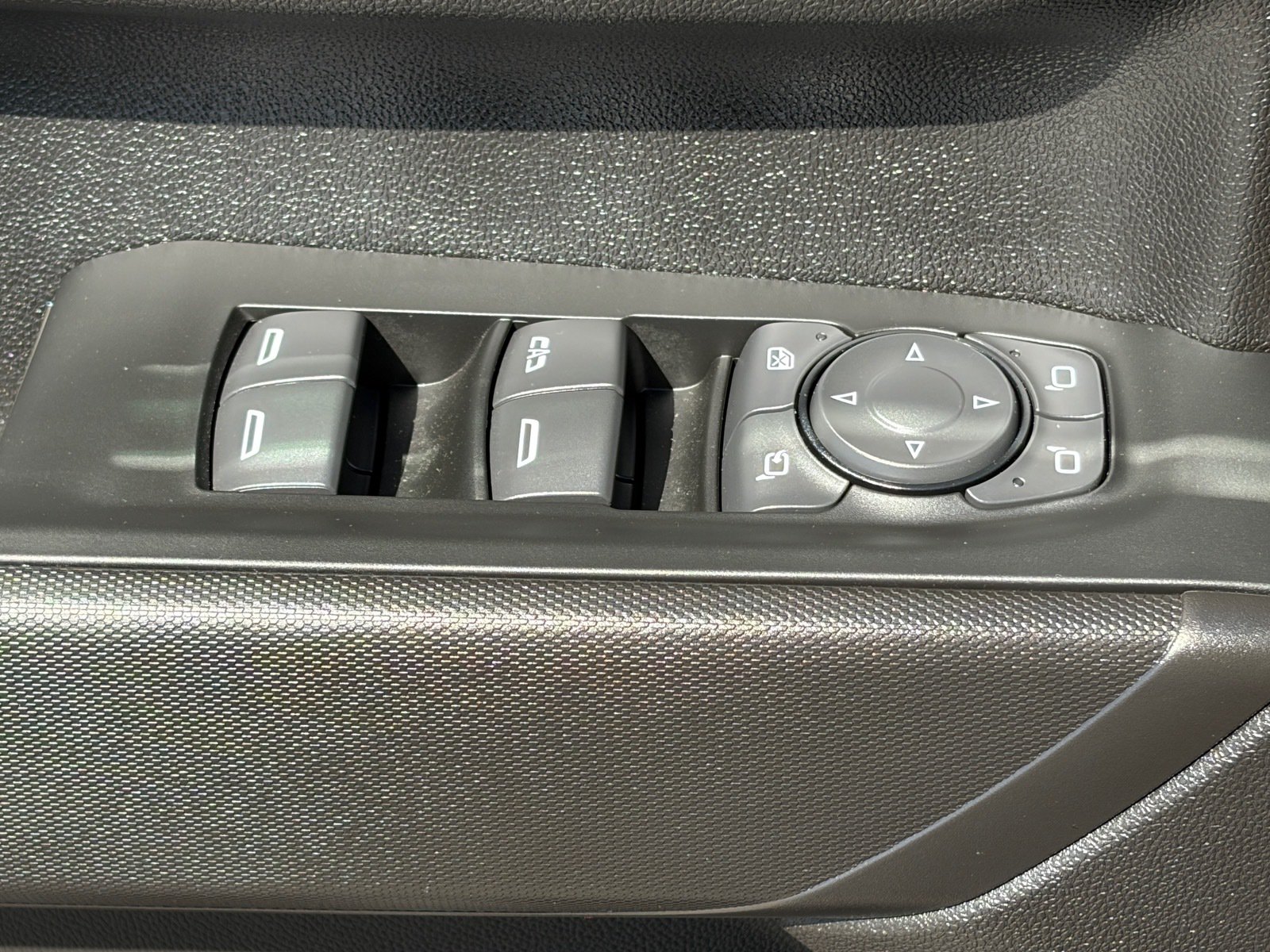 Used 2026 Chevrolet Silverado 2500 Custom w/ Custom Value Package AWD/4WD image 17