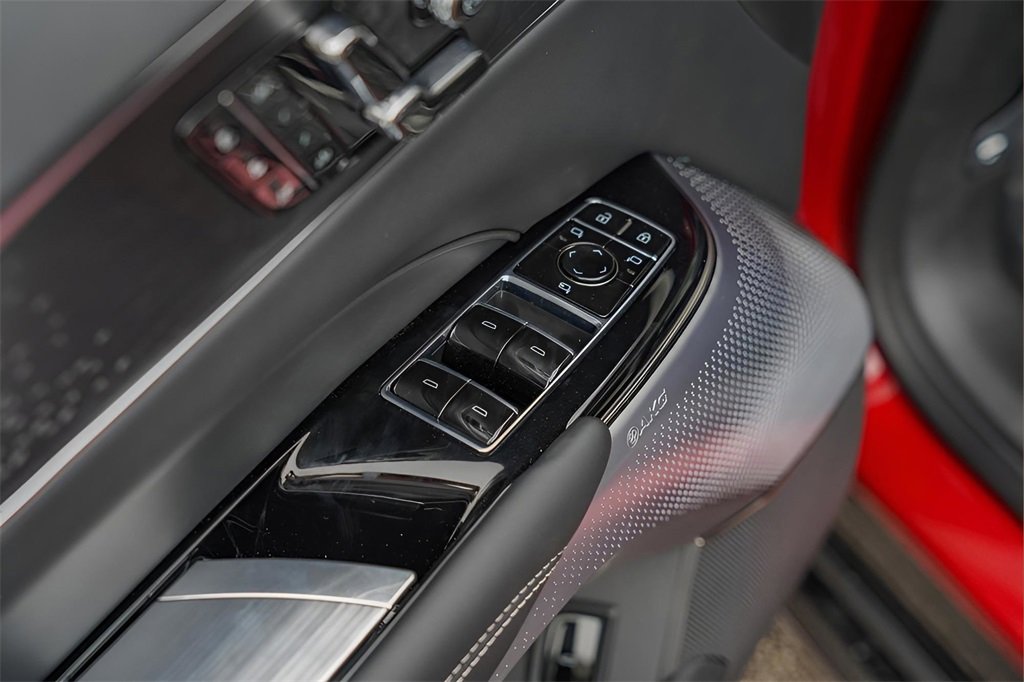 New 2026 Cadillac Lyriq V w/ Exterior Carbon Fiber Package image 21