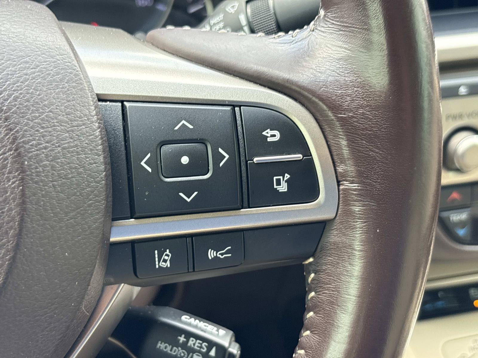 Used 2017 Lexus ES 350 w/ Luxury Package FWD image 21