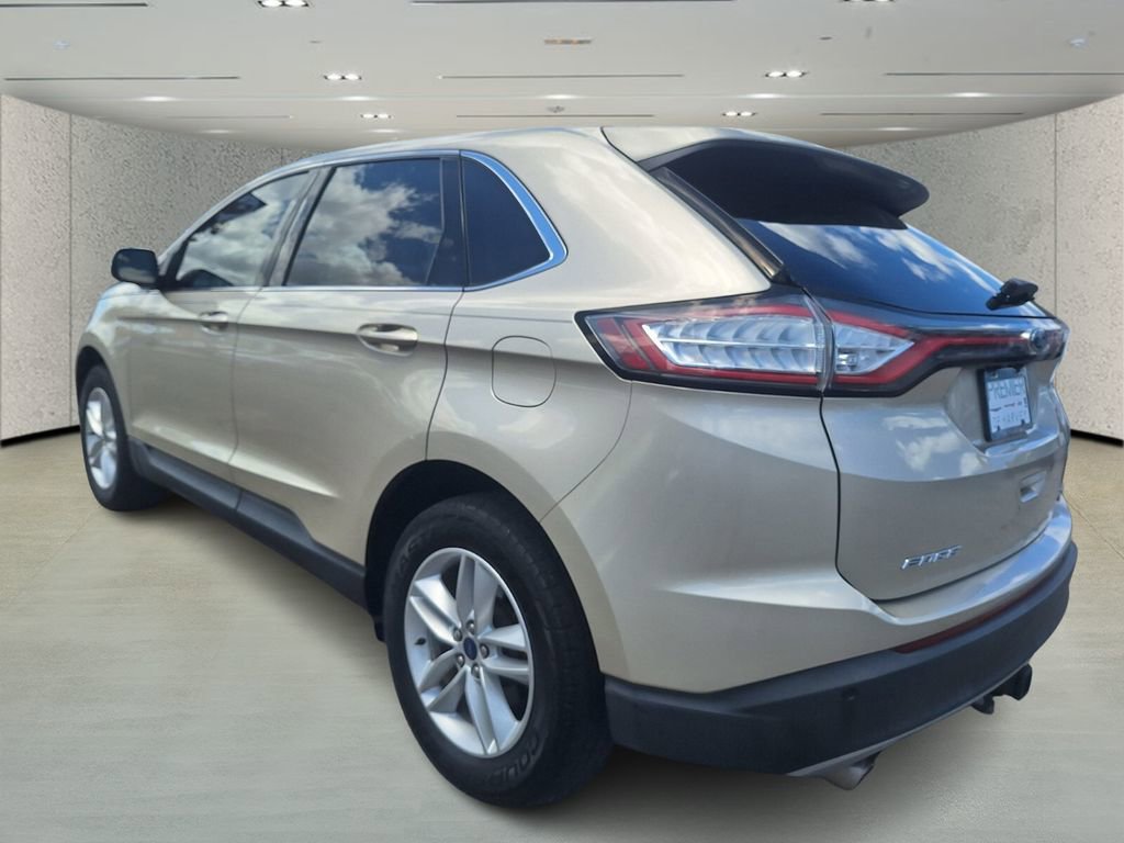 Used 2018 Ford Edge SEL w/ Class II Trailer Tow Package AWD/4WD image 3