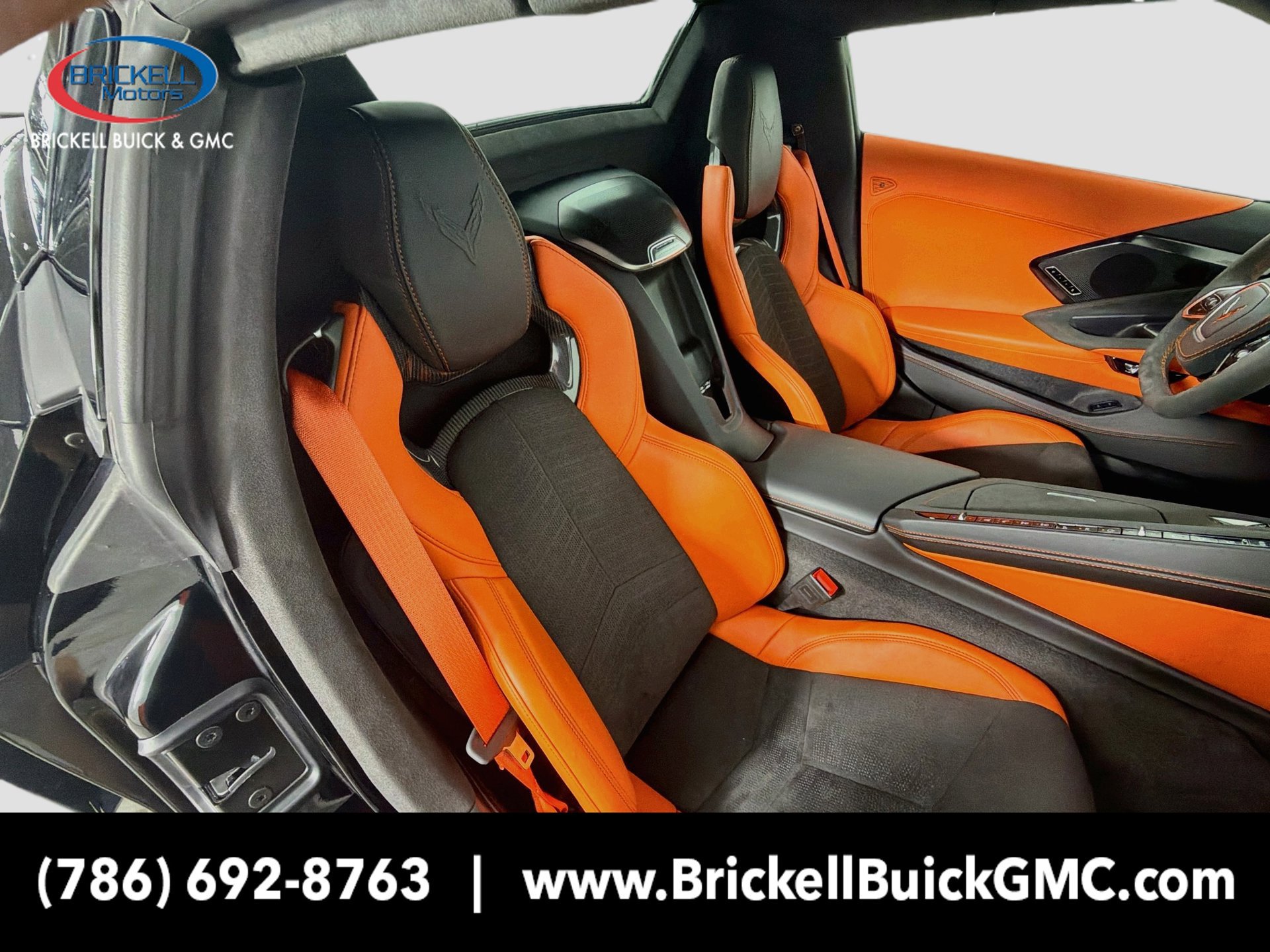 Used 2025 Chevrolet Corvette Stingray Premium Conv w/ Z51 Performance Package RWD image 16