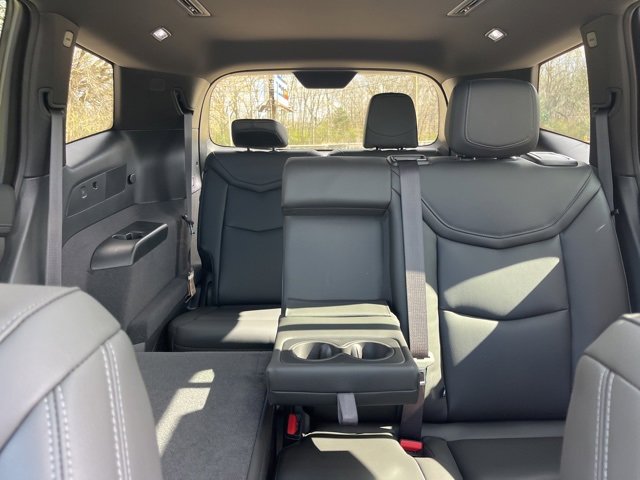 New 2025 Cadillac XT6 Luxury image 39