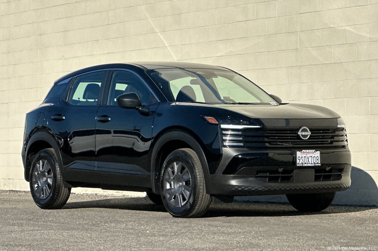 Used 2025 Nissan Kicks S