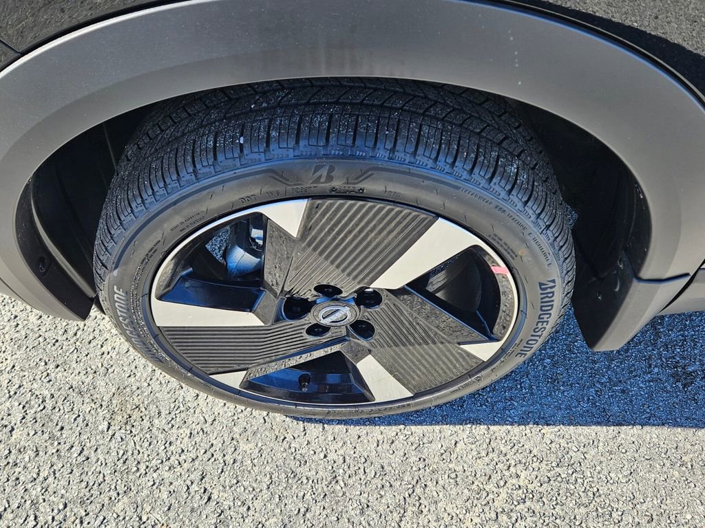 New 2026 Nissan Kicks SR image 18