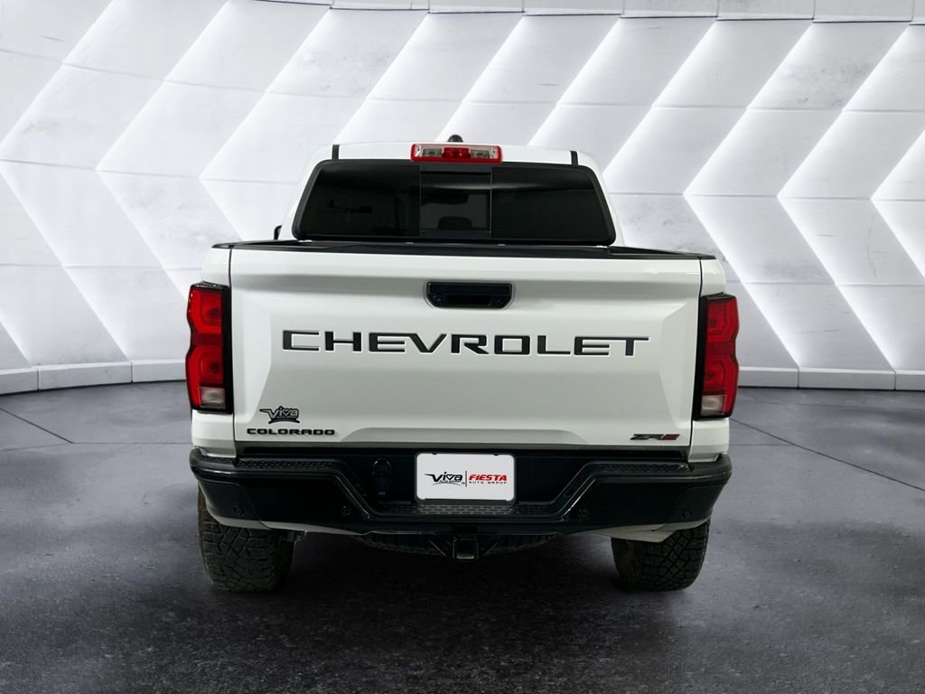 Used 2024 Chevrolet Colorado ZR2 w/ ZR2 Convenience Package III image 5
