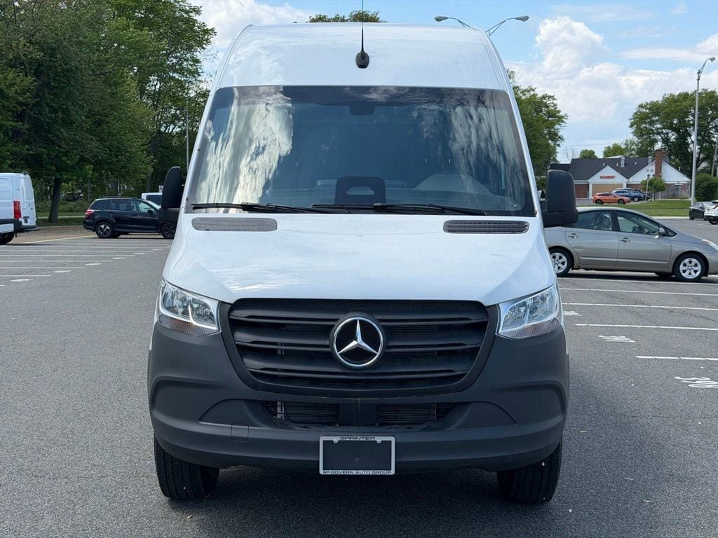 New 2025 Mercedes-Benz Sprinter 2500 image 1