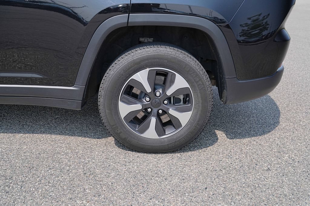 Used 2024 Jeep Grand Cherokee Limited 4xe AWD/4WD image 13