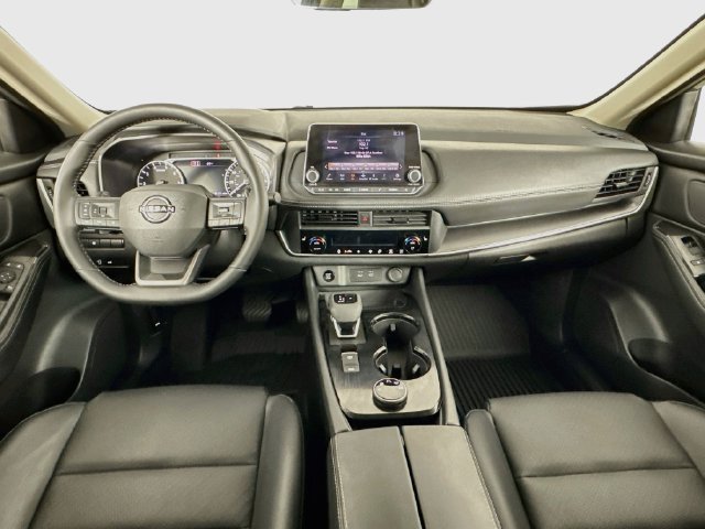 Used 2026 Nissan Rogue Dark Armor AWD/4WD image 29
