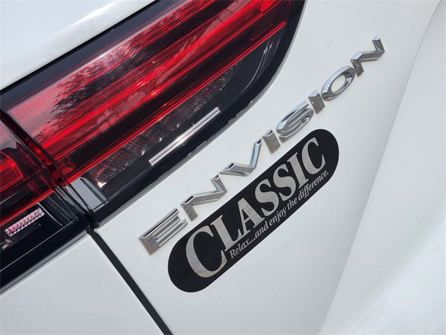 Used 2023 Buick Envision Preferred image 12