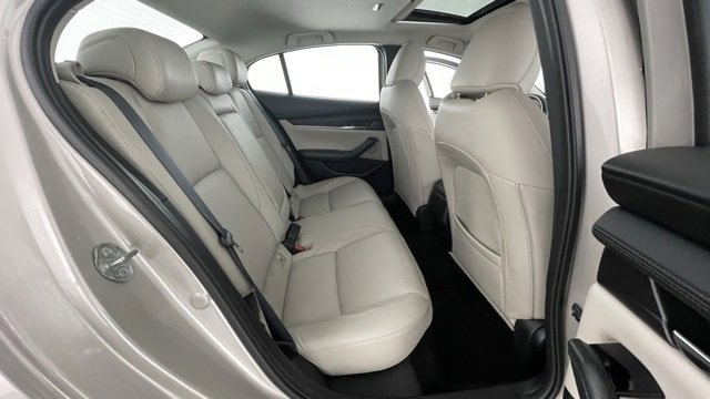 Used 2025 MAZDA MAZDA3 s image 47