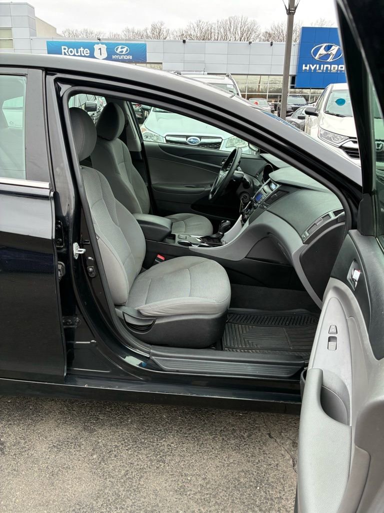 Used 2013 Hyundai Sonata GLS w/ Popular Equipment Pkg image 19