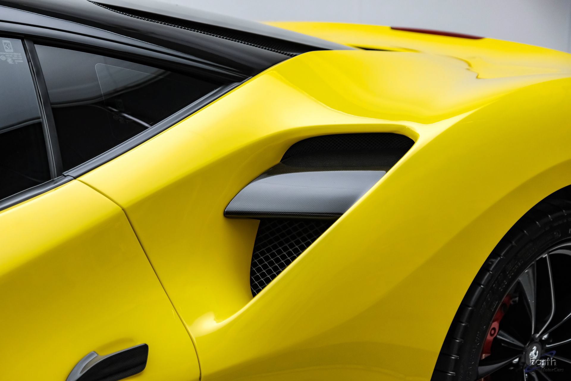 Used 2019 Ferrari 488 GTB RWD image 41