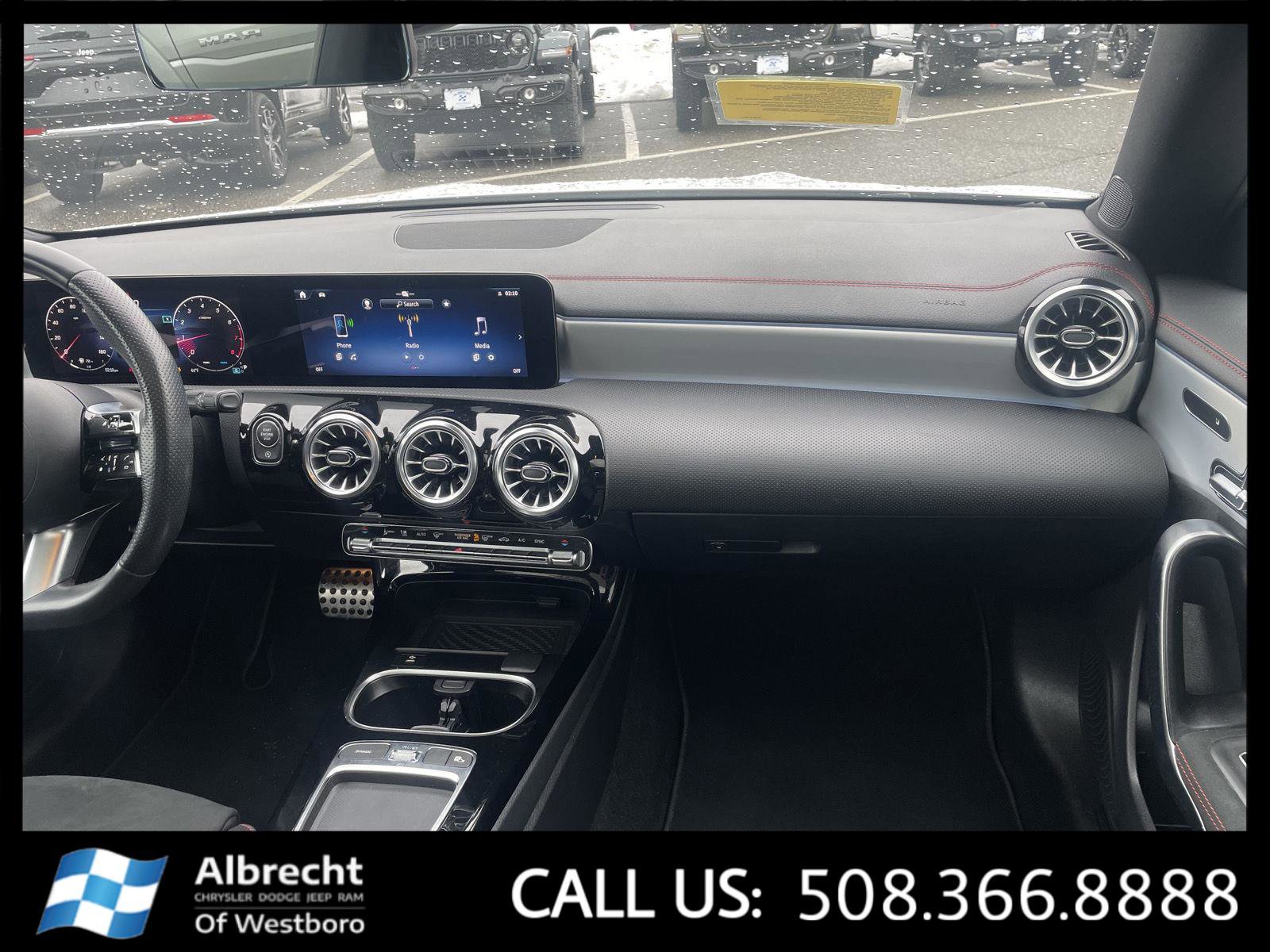 Used 2024 Mercedes-Benz CLA 250 4MATIC image 22