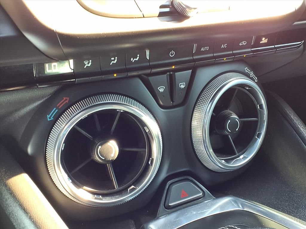 Used 2019 Chevrolet Camaro SS image 13