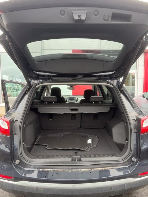 Used 2020 Chevrolet Equinox LT w/ Driver Convenience Package AWD/4WD image 36