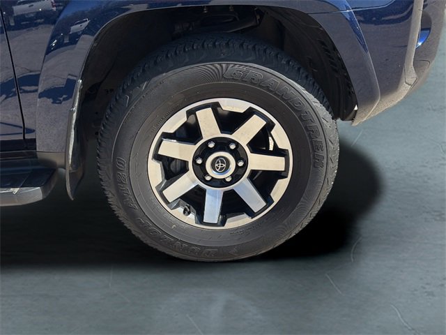 Used 2024 Toyota 4Runner TRD Off-Road image 9