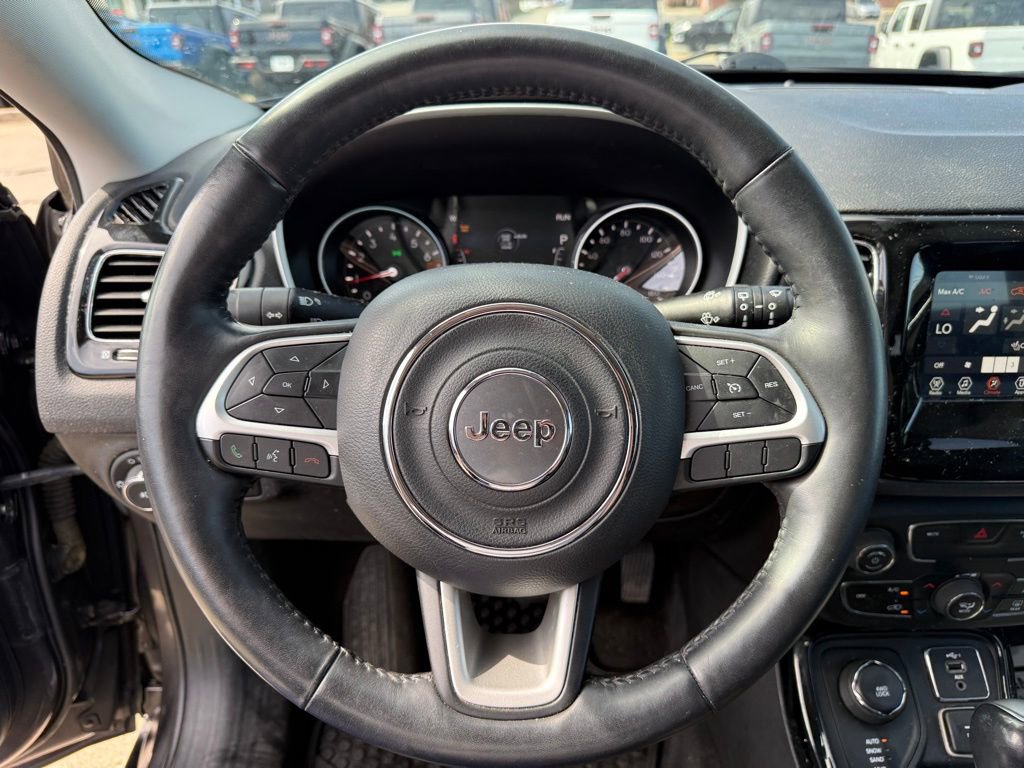 Used 2019 Jeep Compass Altitude image 14