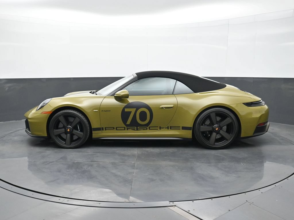 Certified 2026 Porsche 911 Carrera GTS RWD image 2