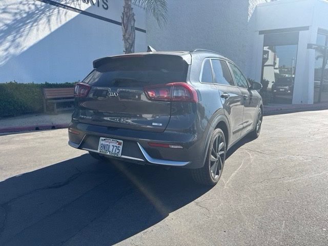 Used 2019 Kia Niro S Touring FWD image 5