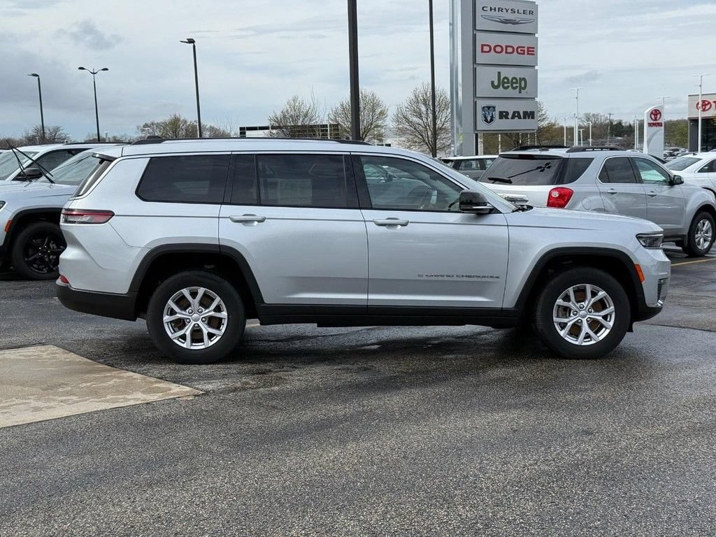 Used 2022 Jeep Grand Cherokee L Limited w/ Trailer Tow Group (B) AWD/4WD image 2