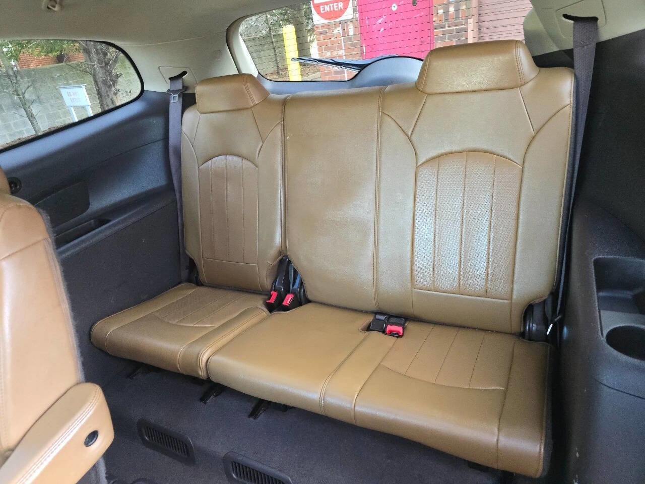 Used 2017 Buick Enclave Leather image 12