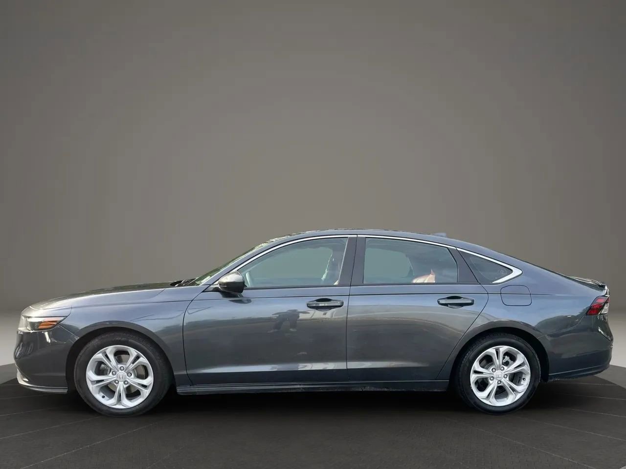 Used 2024 Honda Accord LX image 8