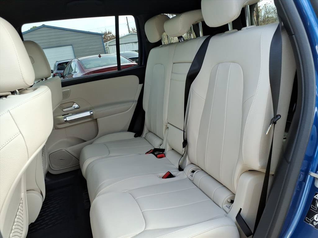 New 2026 Mercedes-Benz GLB 250 image 8