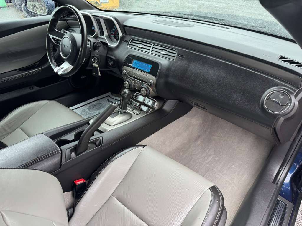 Used 2011 Chevrolet Camaro SS w/ RS Package RWD image 8