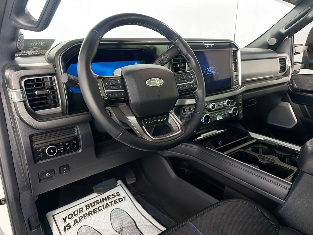 Used 2025 Ford F250 Platinum AWD/4WD image 9