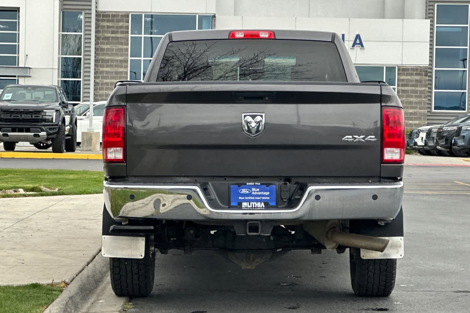 Used 2018 RAM 2500 Tradesman w/ Chrome Appearance Group image 7