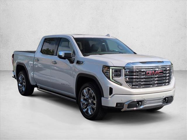 Used 2023 GMC Sierra 1500 Denali w/ Denali Reserve Package AWD/4WD image 11