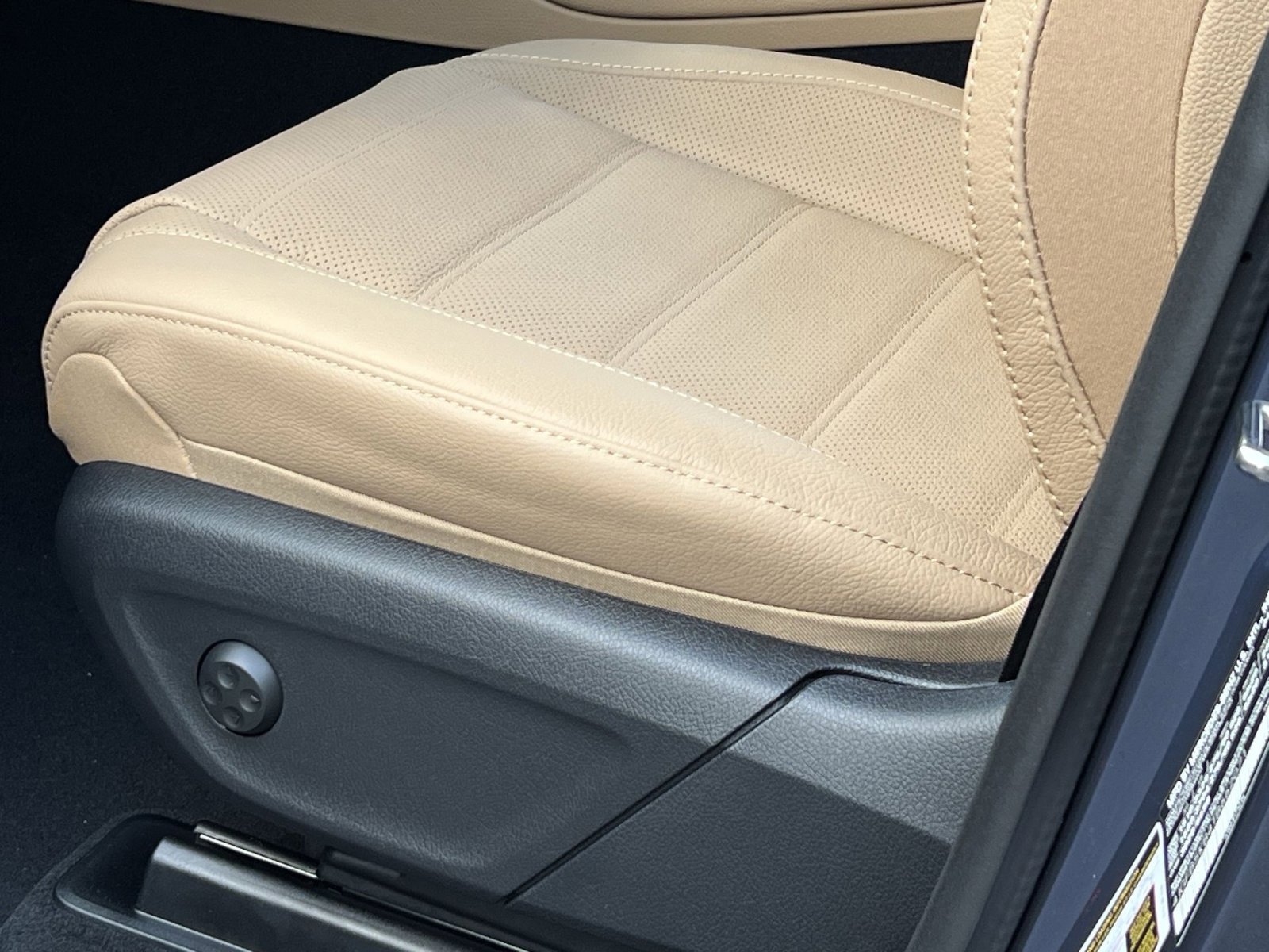 New 2026 Mercedes-Benz GLE 450 4MATIC image 12