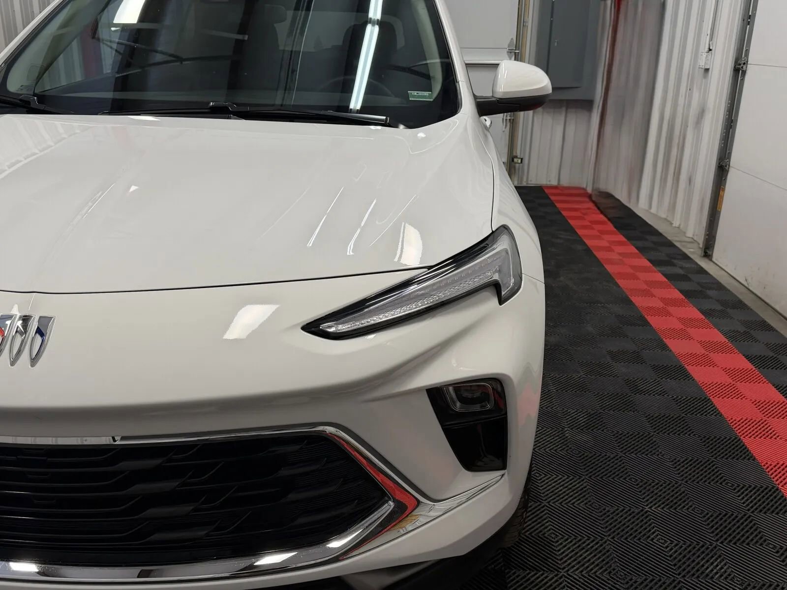 Used 2025 Buick Encore GX Preferred image 9