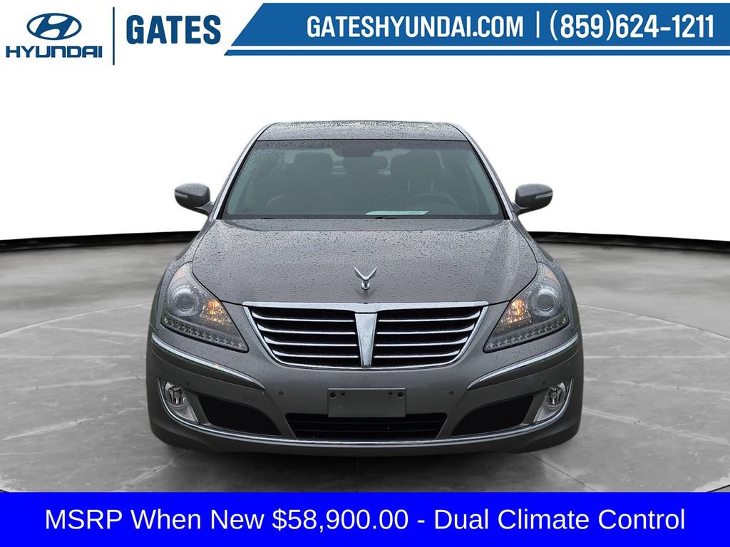 Used 2011 Hyundai Equus Signature RWD image 4