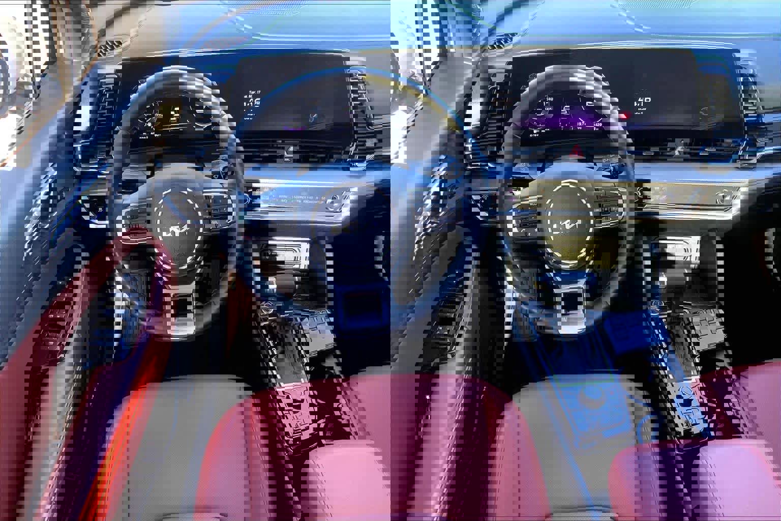 Used 2024 Kia Sportage SX image 5