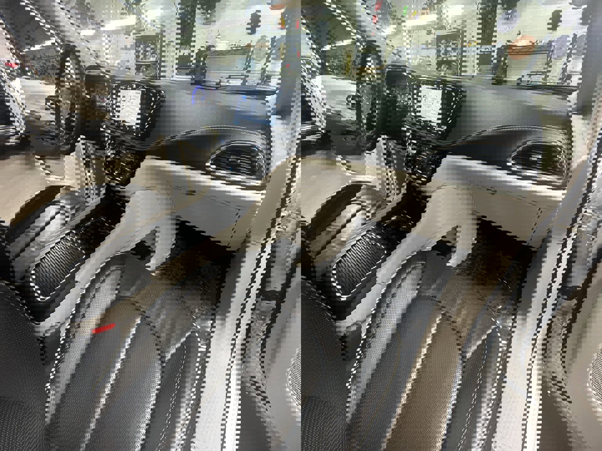 Used 2022 Chrysler Pacifica Limited image 30