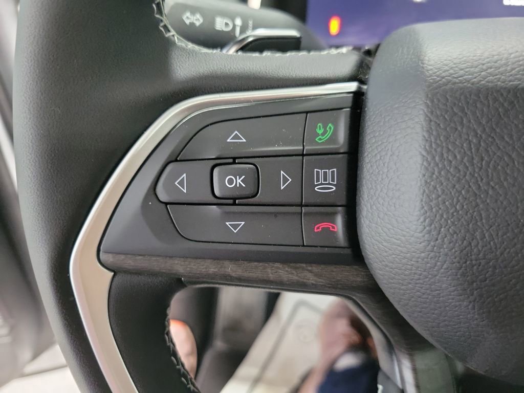 New 2025 Jeep Grand Cherokee L Limited w/ Trailer Tow Package image 20