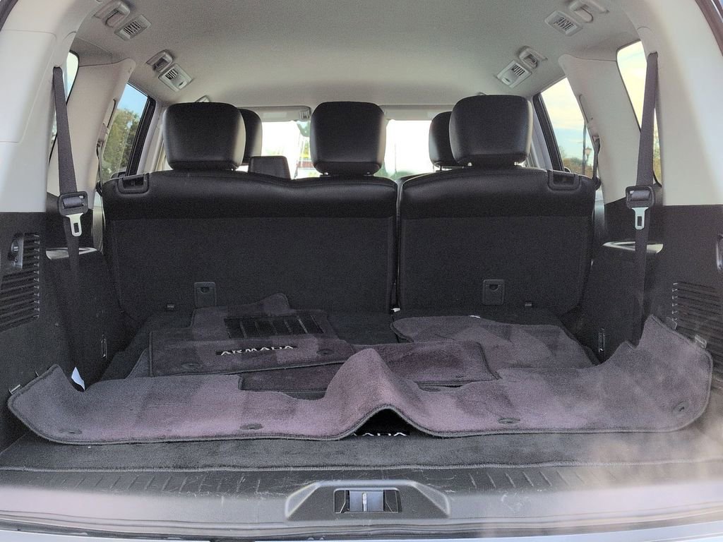 Used 2024 Nissan Armada SV image 18