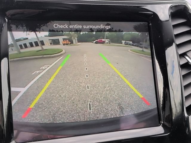 Used 2019 Jeep Cherokee Limited w/ Technology Group FWD image 20