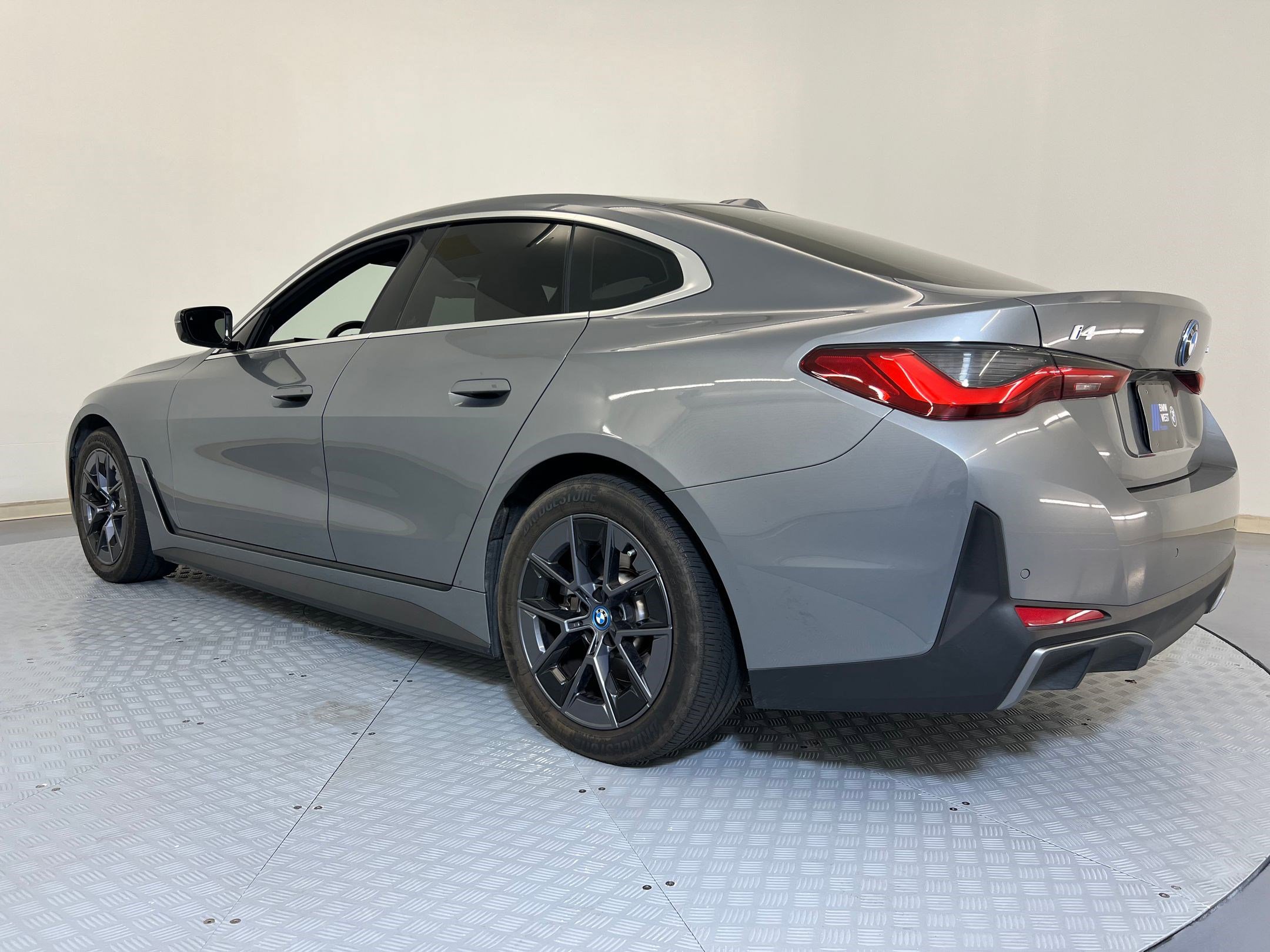 Certified 2023 BMW i4 eDrive35 w/ Premium Package image 3