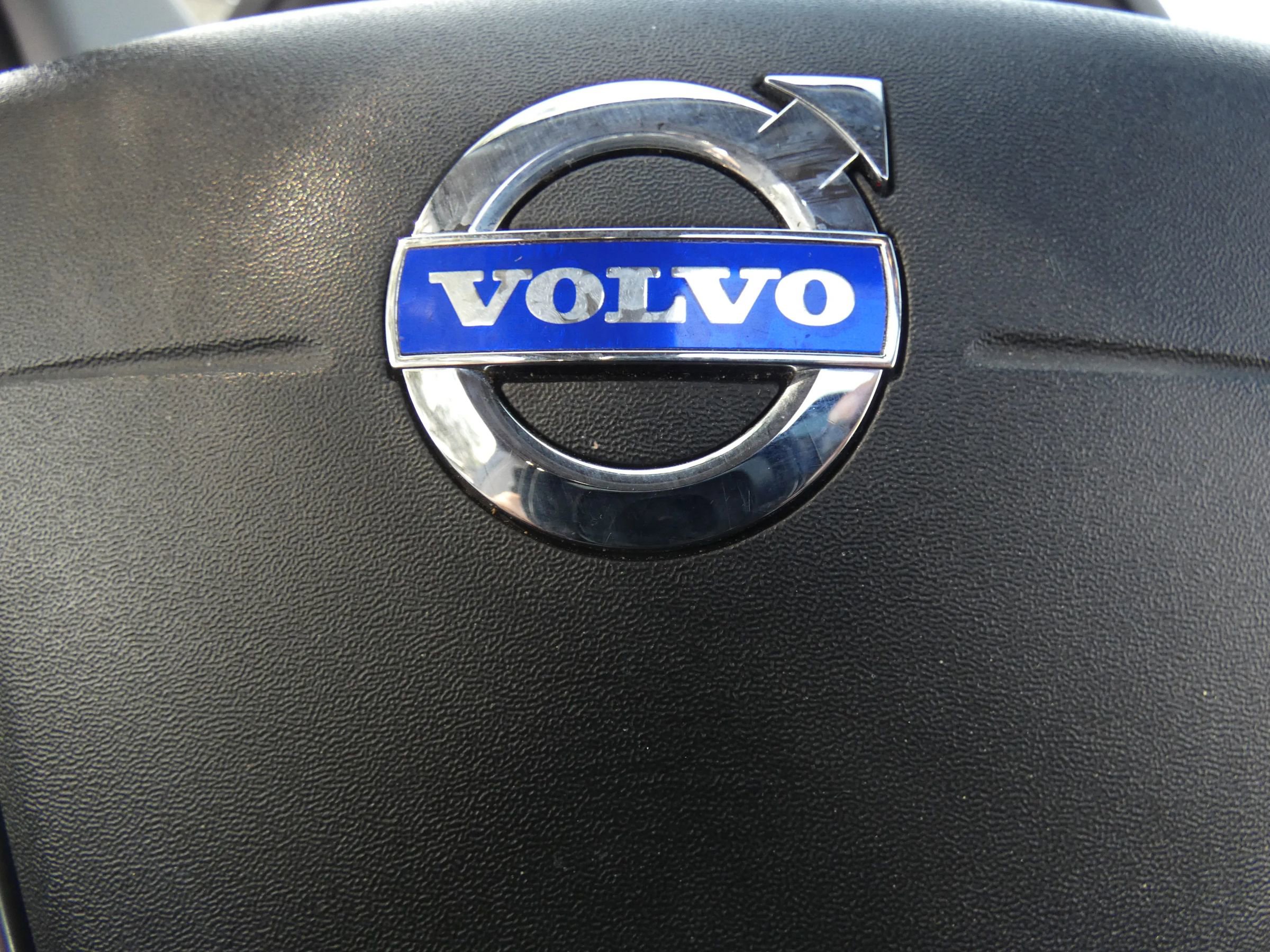 Used 2017 Volvo XC60 T5 Dynamic w/ Preferred Option Package image 57