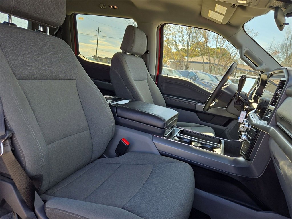 Used 2025 Ford F150 XLT w/ Equipment Group 301A Standard image 31