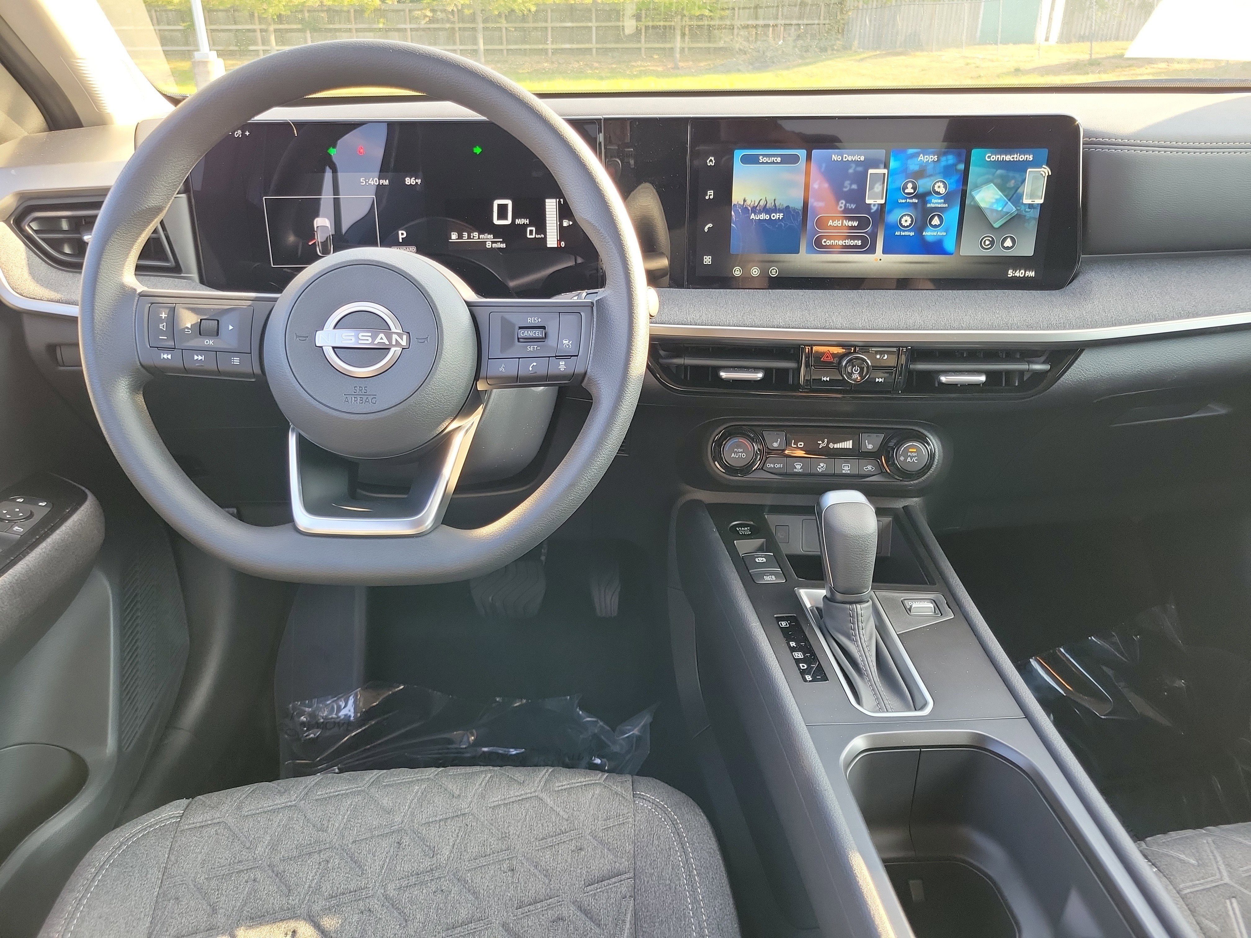 New 2026 Nissan Kicks SV w/ SV Premium Package image 10